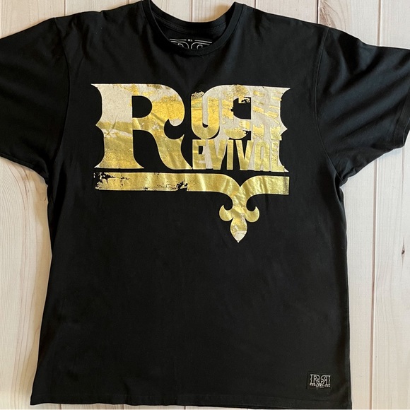 Rock Revival Other - Rock Revival Mens Metallic Black & Gold T-Shirt NWOT.